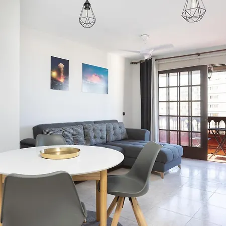 Home2book Beachfront Canarian Style Balcony House Apartament Puerto de la Cruz (Tenerife)