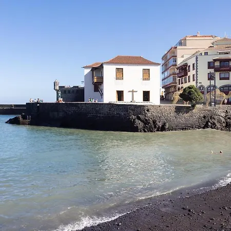 Daire Home2book Beachfront Canarian Style Balcony House